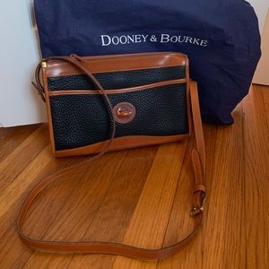 Vintage Dooney & Bourke AWL Black Pebble/British Tan Crossbody Purse
